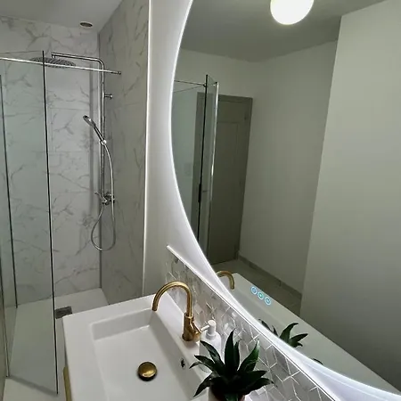 Maison De Caractere Au Coeur Du Castelviel A *